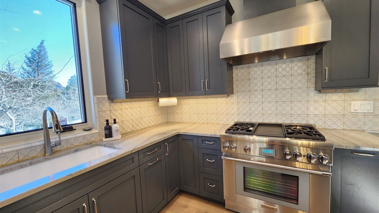 Photo of Kitchen in Fall River Estates