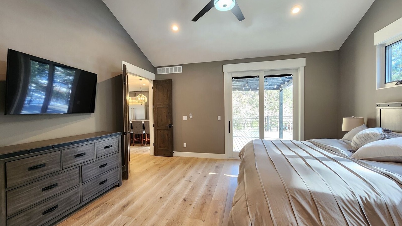 Photo of Bedroom in Fall River Estates