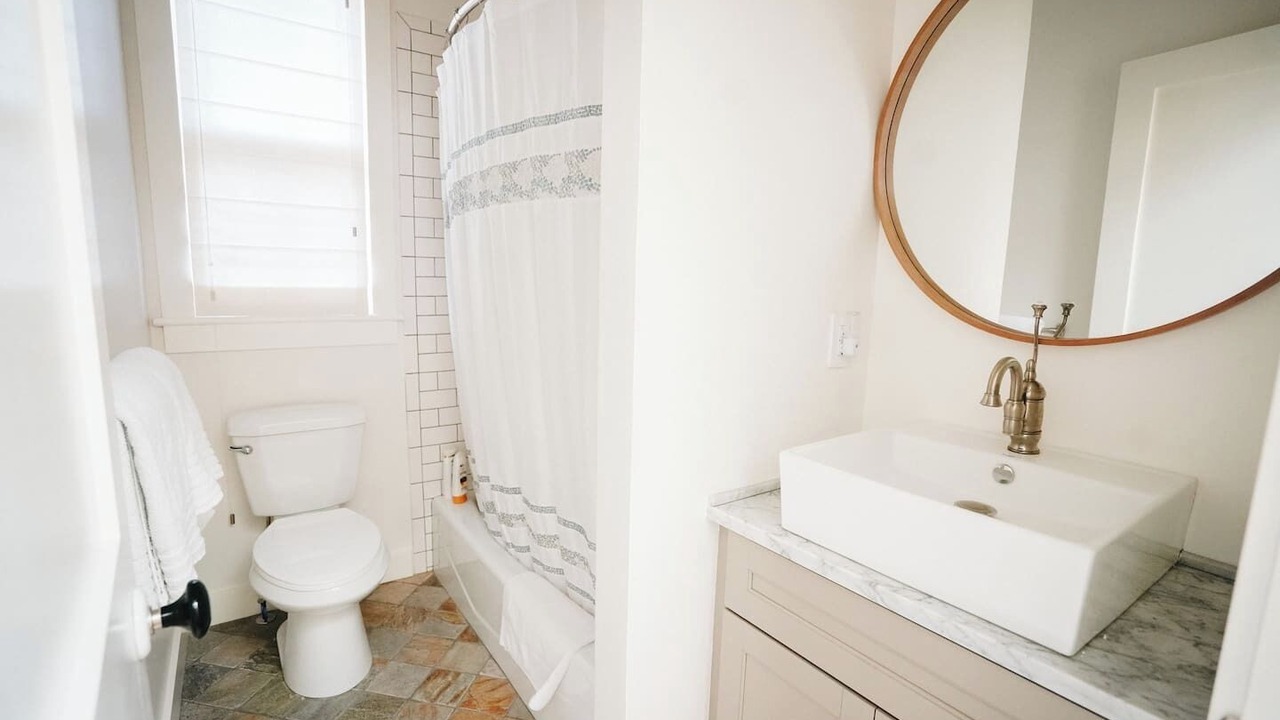 Photo of Bathroom in Buena Vista