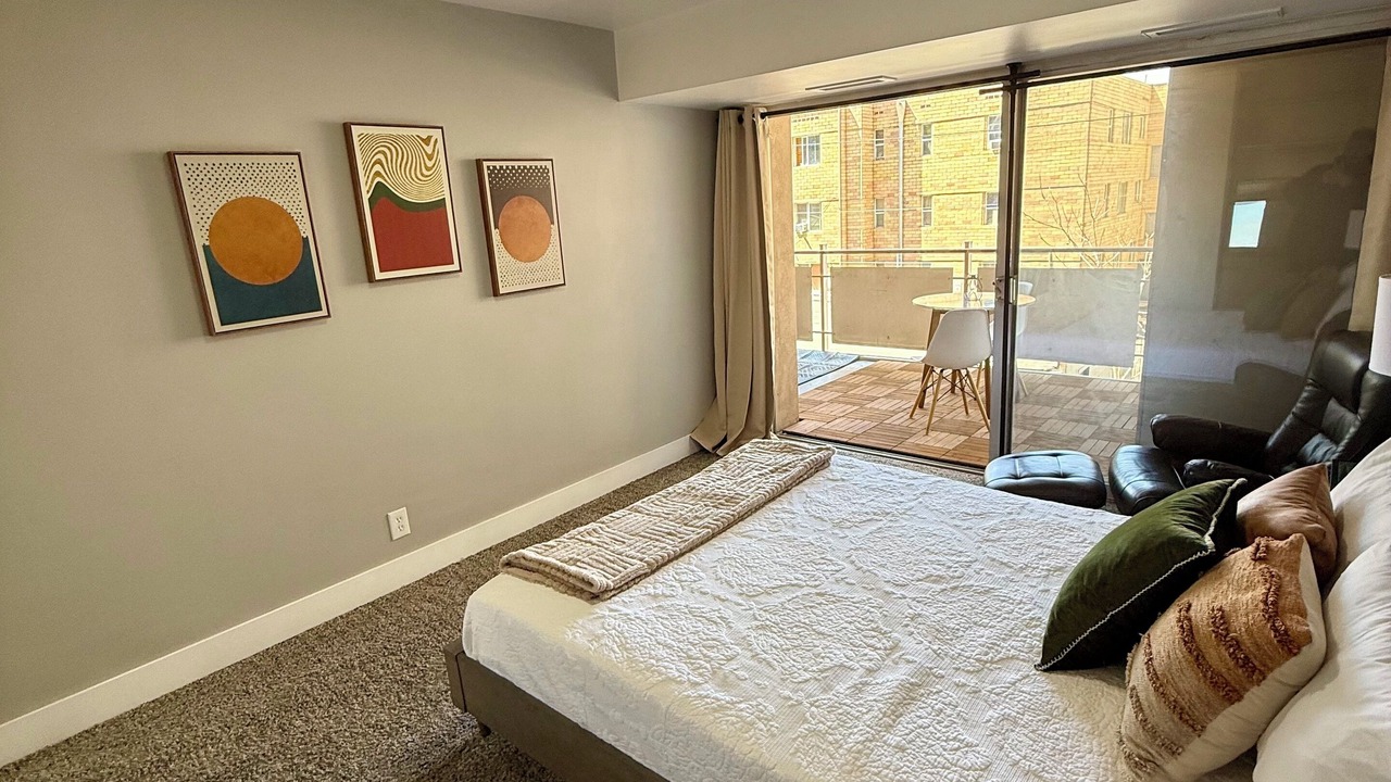 Photo of Bedroom in Hale