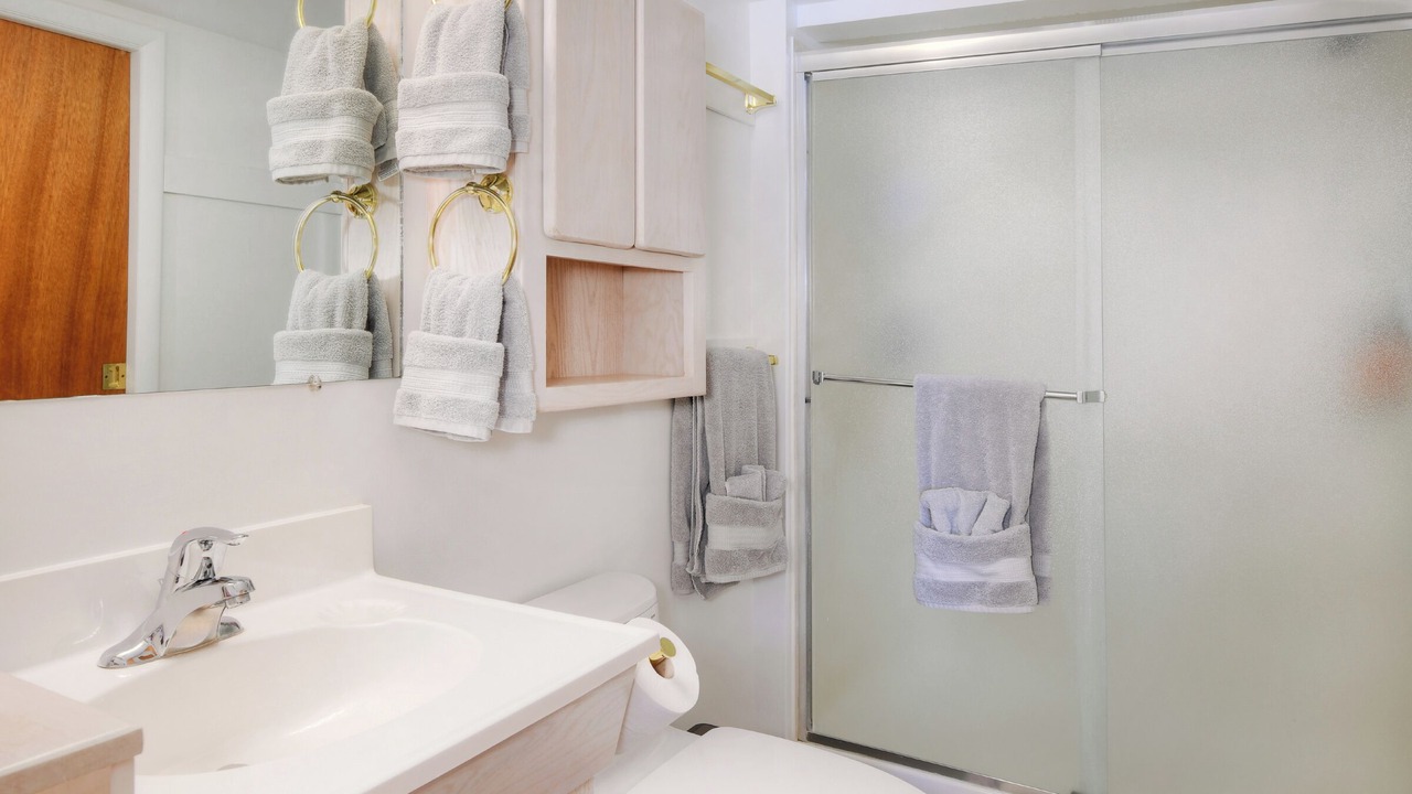 Photo of Bathroom in Newlands