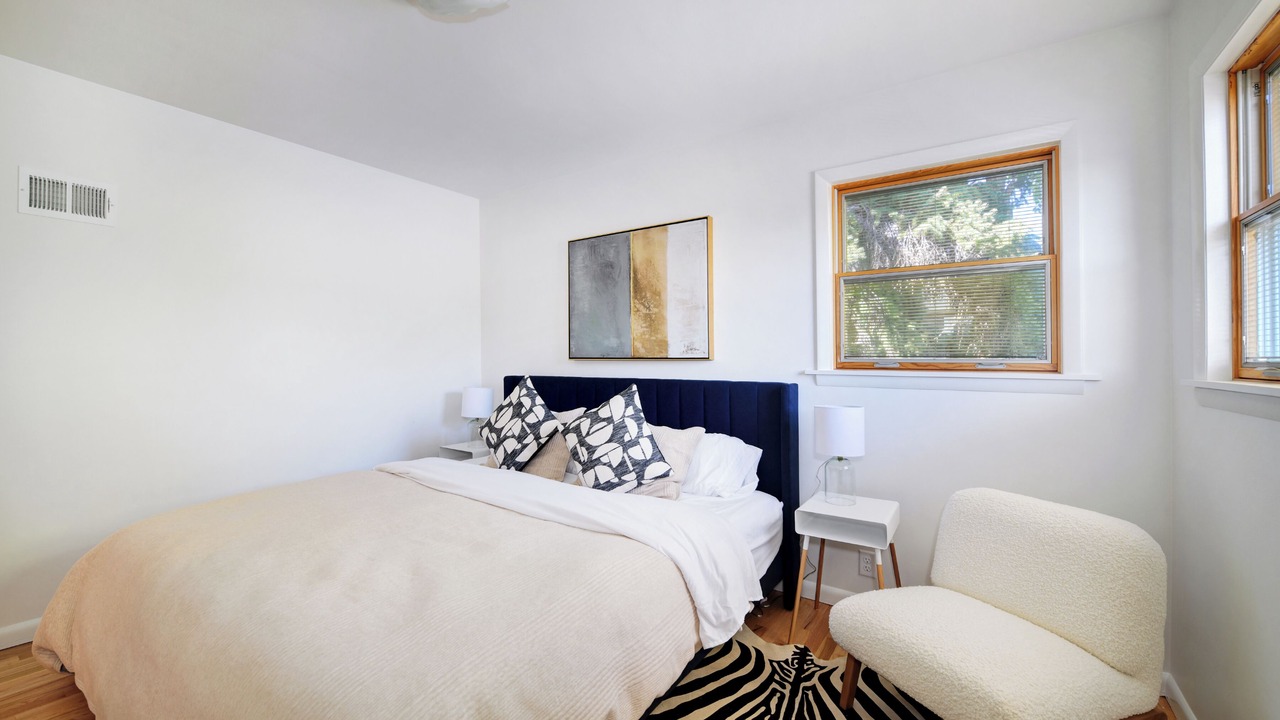 Photo of Bedroom in Newlands