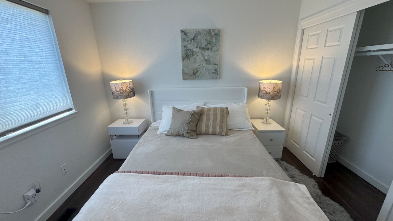 Photo of Bedroom in East Colfax