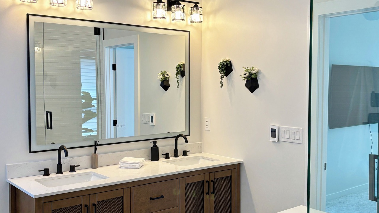 Photo of Bathroom in Lakeside