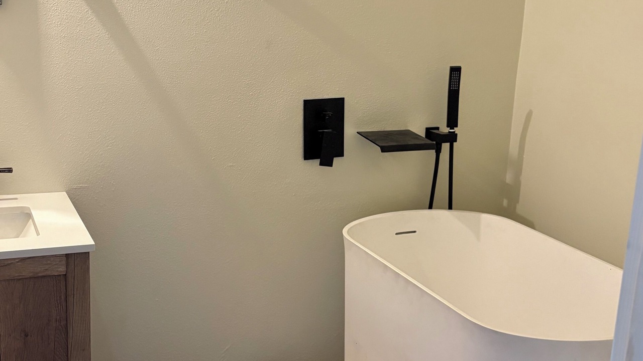 Photo of Bathroom in Newlands