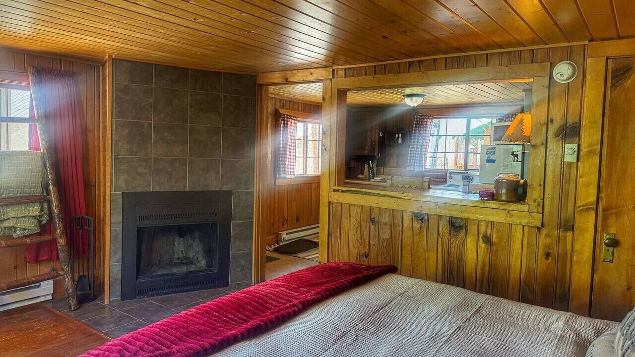Photo of Bedroom in Grand Lake
