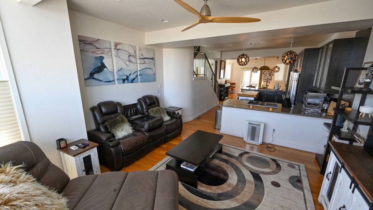Photo of Livingroom in Belmar