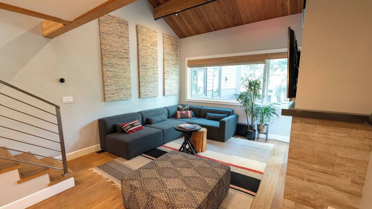 Photo of Livingroom in Snowmass Village