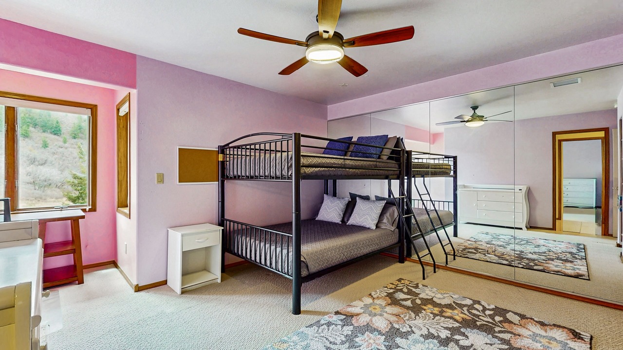 Photo of Bedroom in Durango - Purgatory