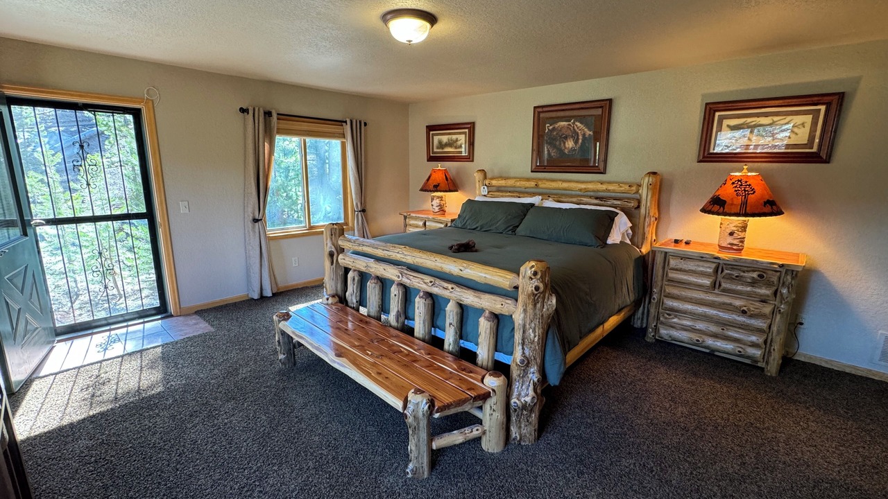 Photo of Bedroom in Grand Lake