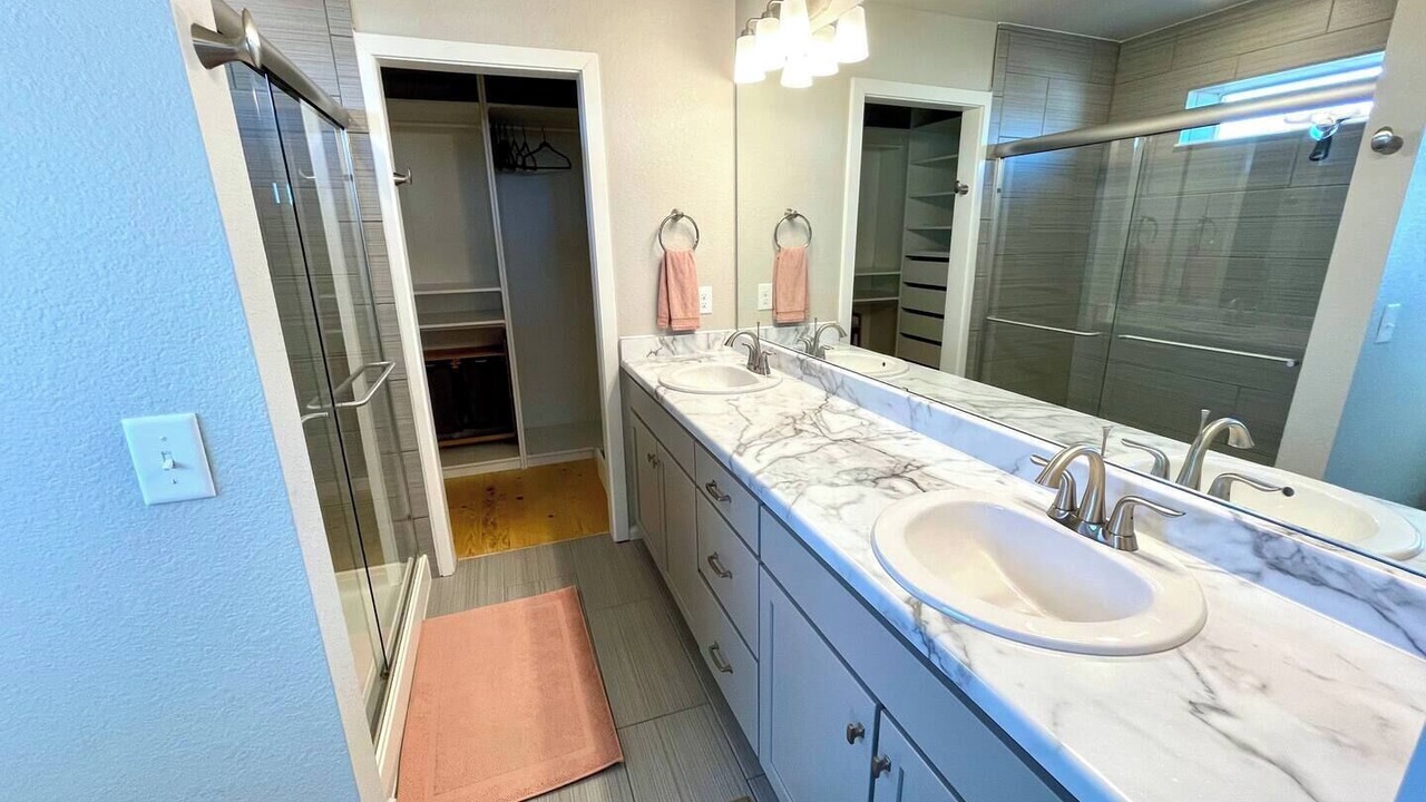 Photo of Bathroom in Commerce City
