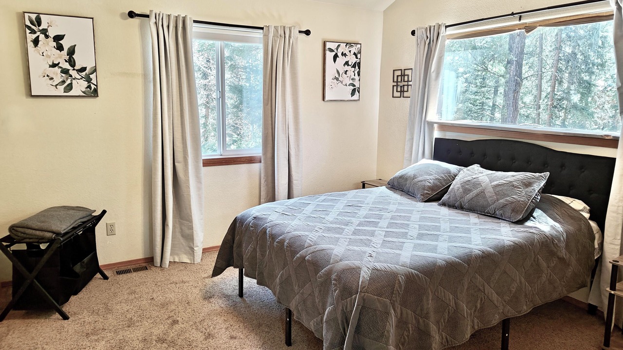 Photo of Bedroom in Florissant