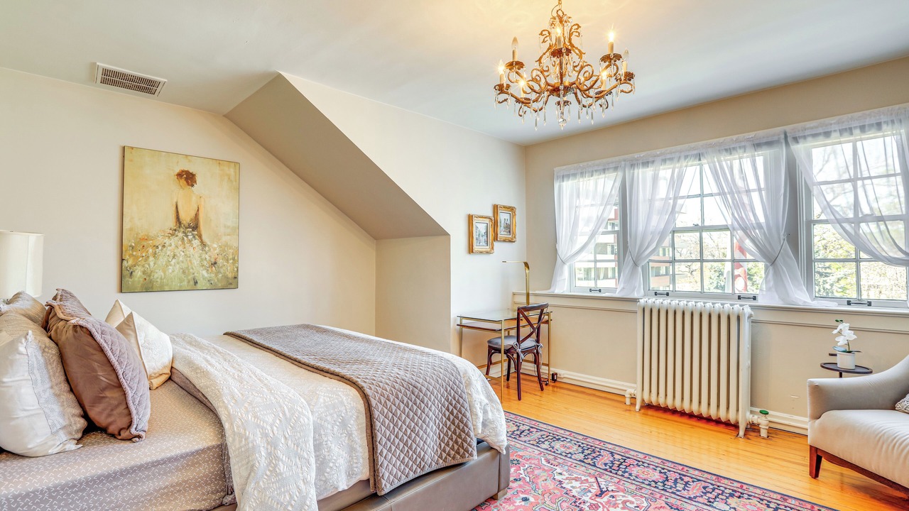 Photo of Bedroom in Capitol Hill