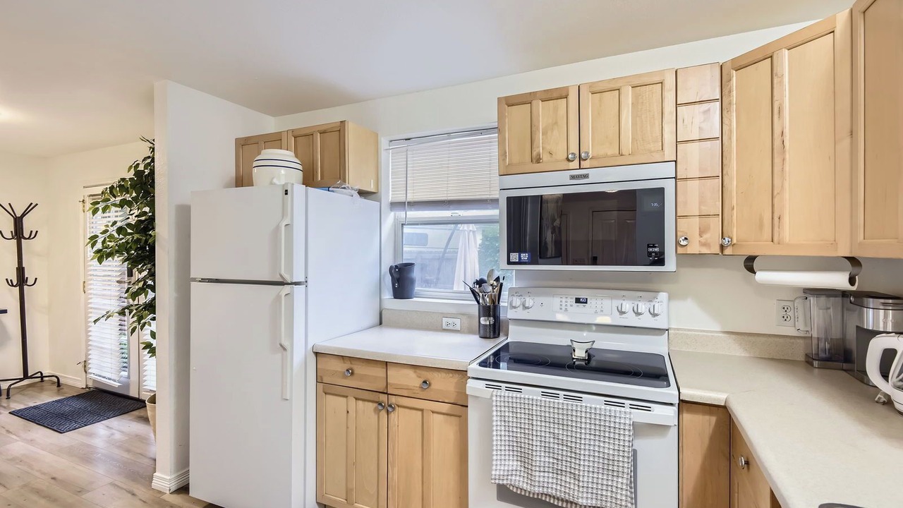 Photo of Kitchen in Sable Altura Chambers