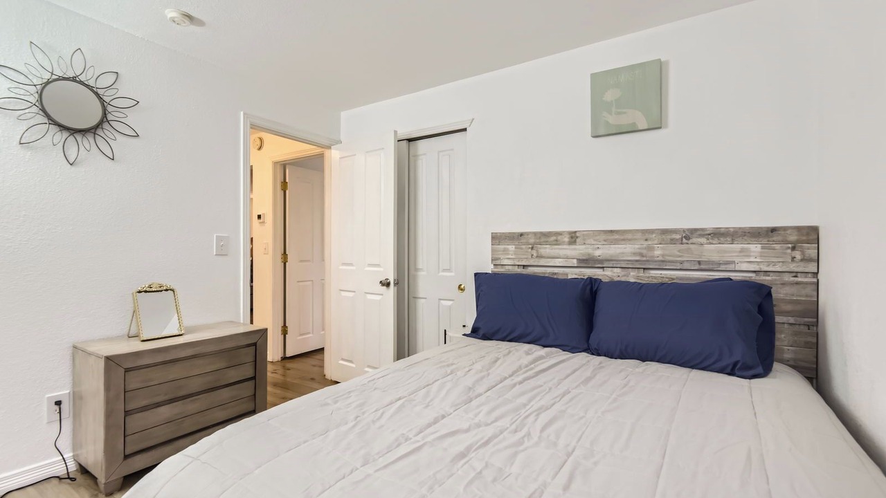 Photo of Bedroom in Sable Altura Chambers