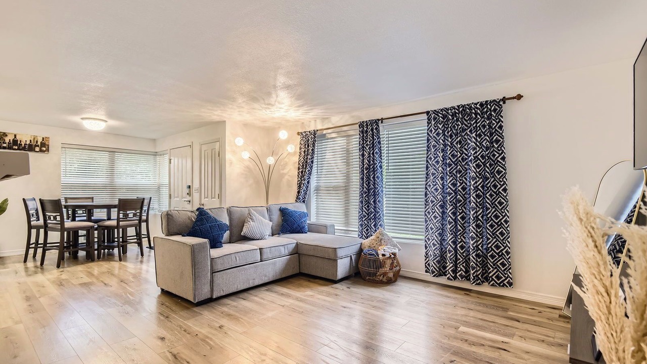 Photo of Livingroom in Sable Altura Chambers