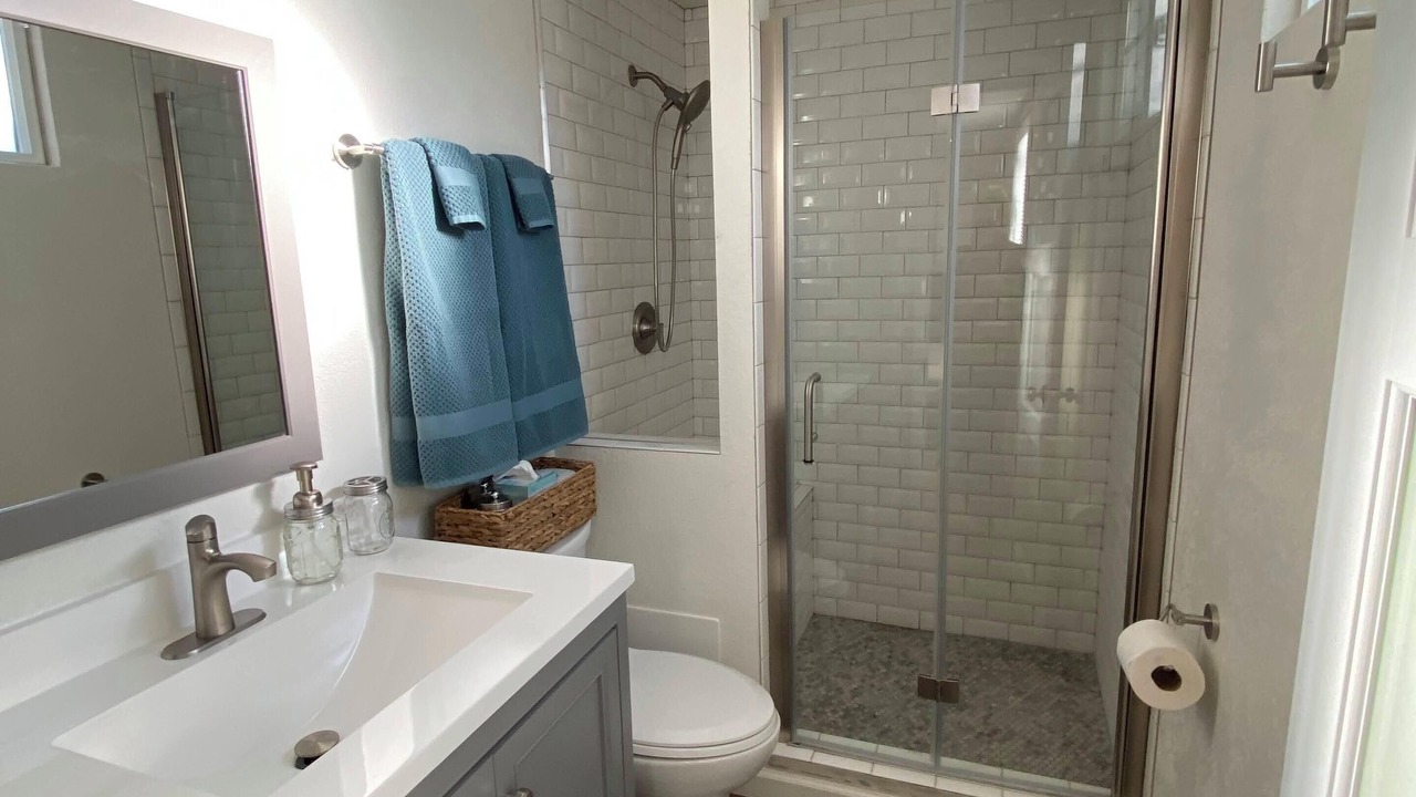 Photo of Bathroom in Hanna Farm Neighbors