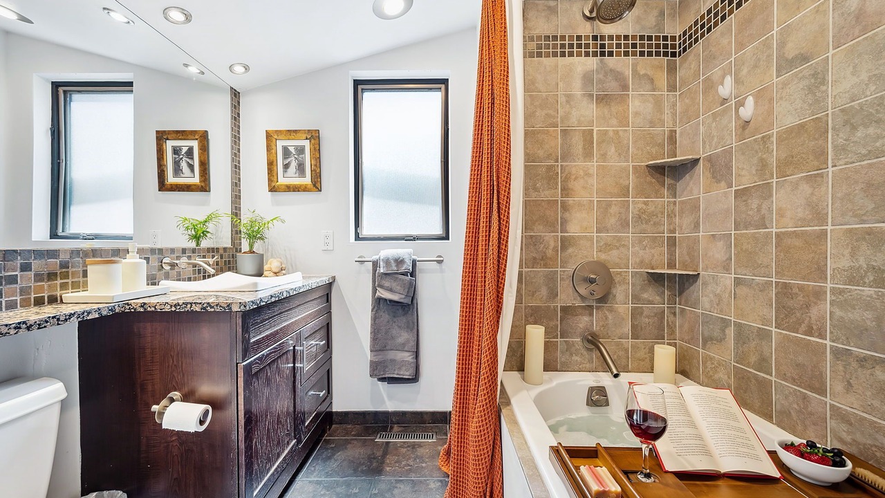 Photo of Bathroom in Speer