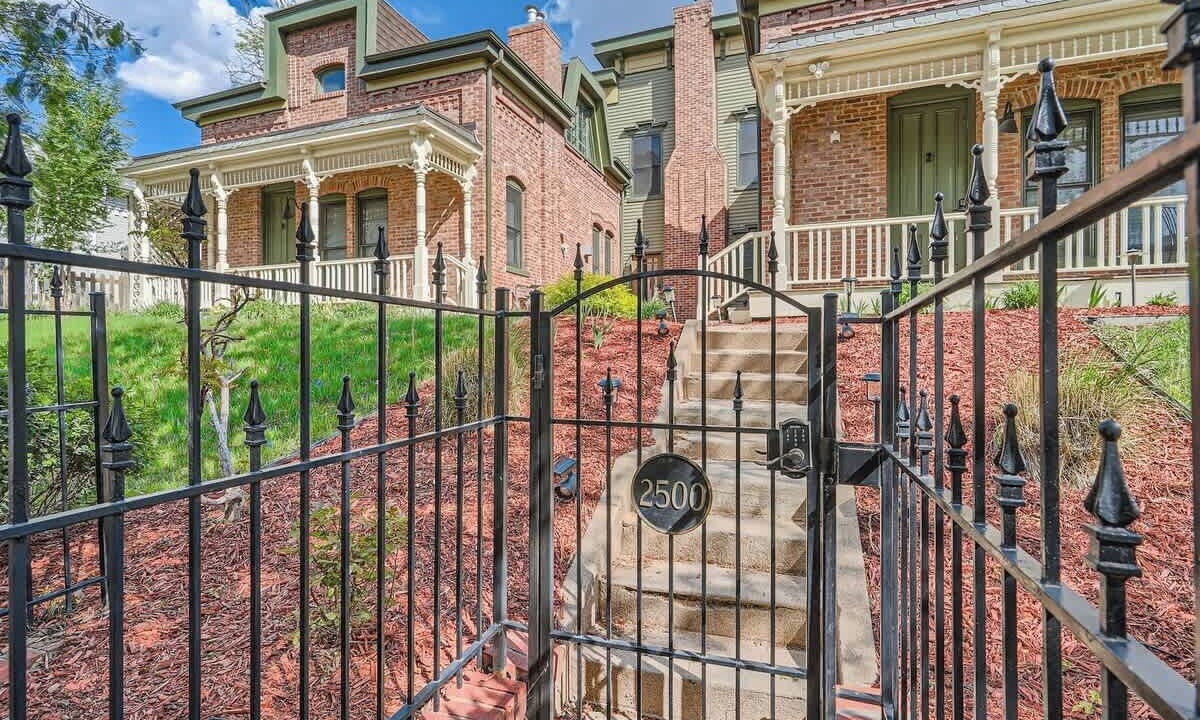 Photo of Outdoor in Five Points
