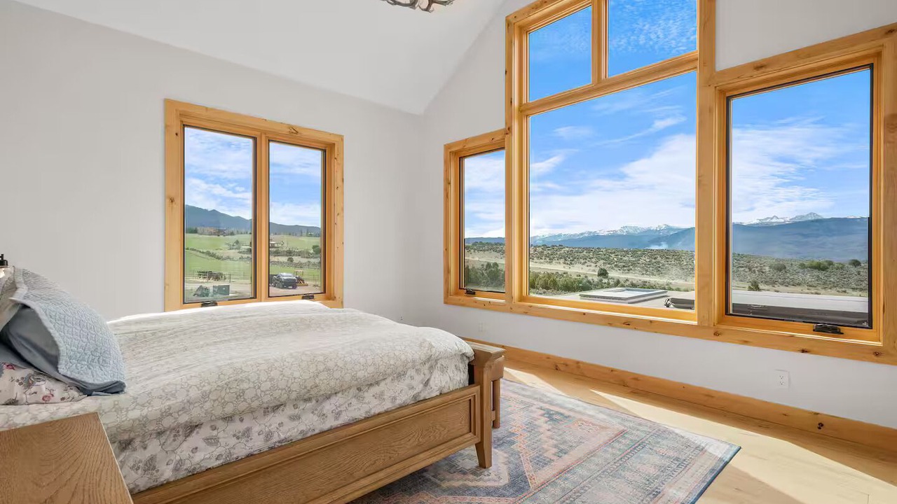 Photo of Bedroom in Missouri Heights