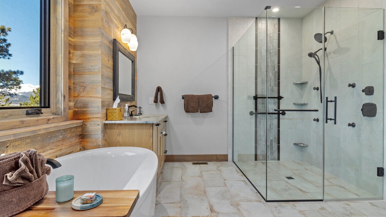 Photo of Bathroom in Windcliff Estates