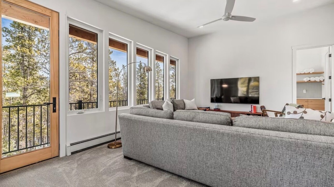 Photo of Livingroom in Valley of the Sun