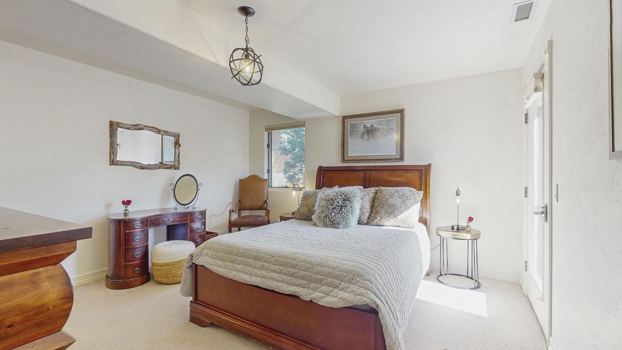 Photo of Bedroom in Eagle