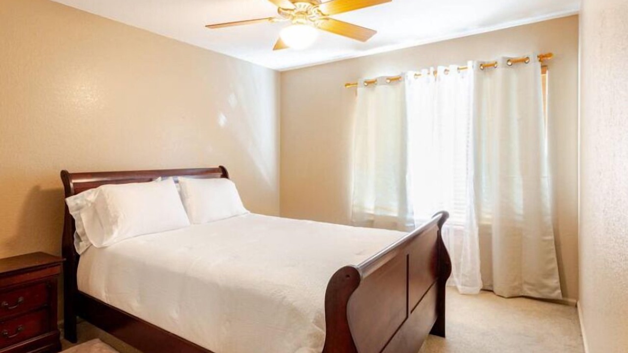 Photo of Bedroom in Green Valley Ranch