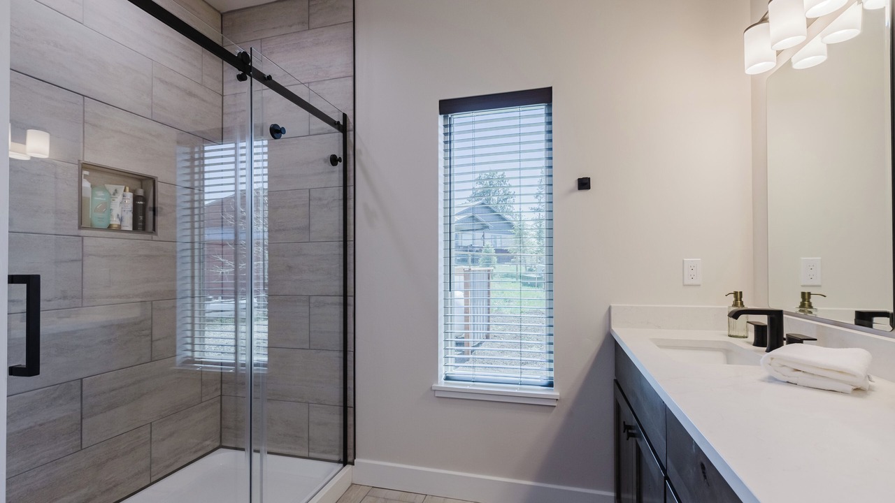 Photo of Bathroom in Lake Hatcher Park