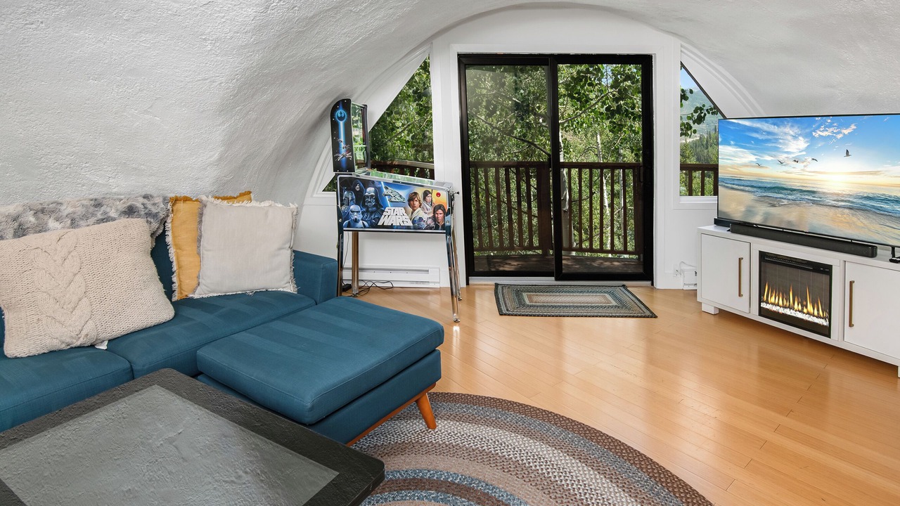 Photo of Livingroom in Intermountain