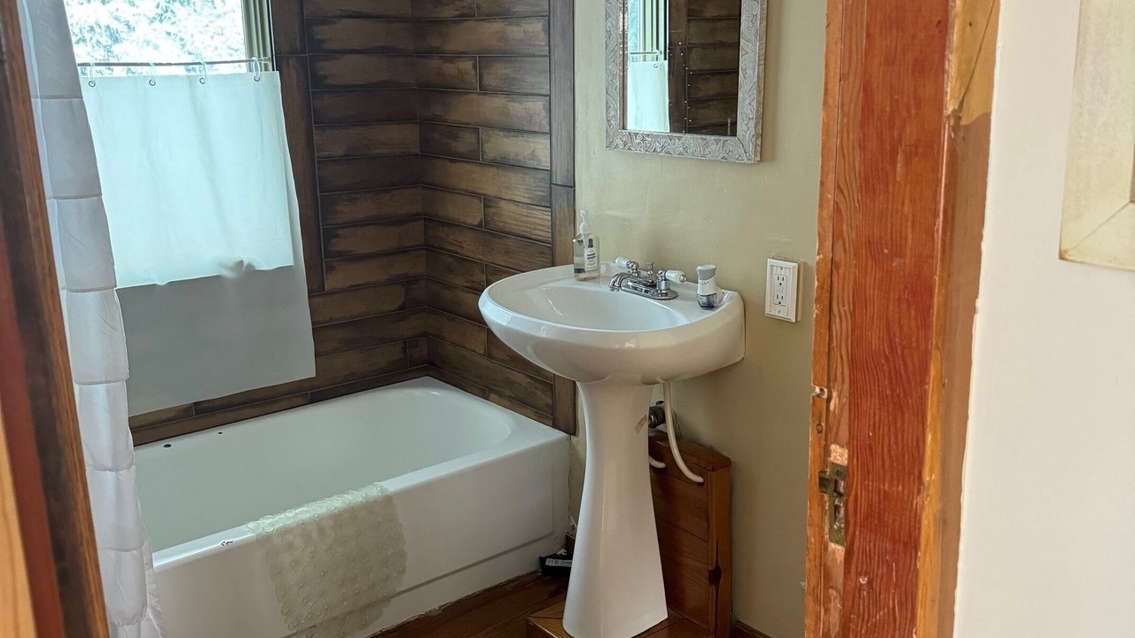 Photo of Bathroom in Evergreen