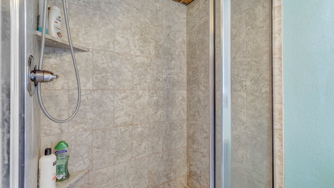 Photo of Bathroom in Cascade