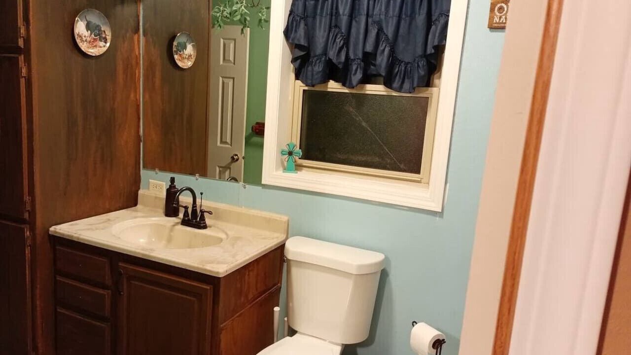 Photo of Bathroom in Peyton
