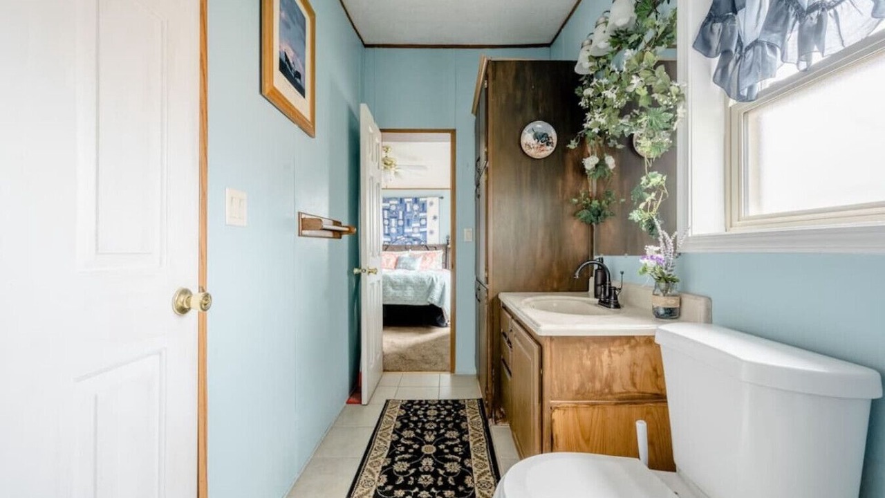 Photo of Bathroom in Peyton
