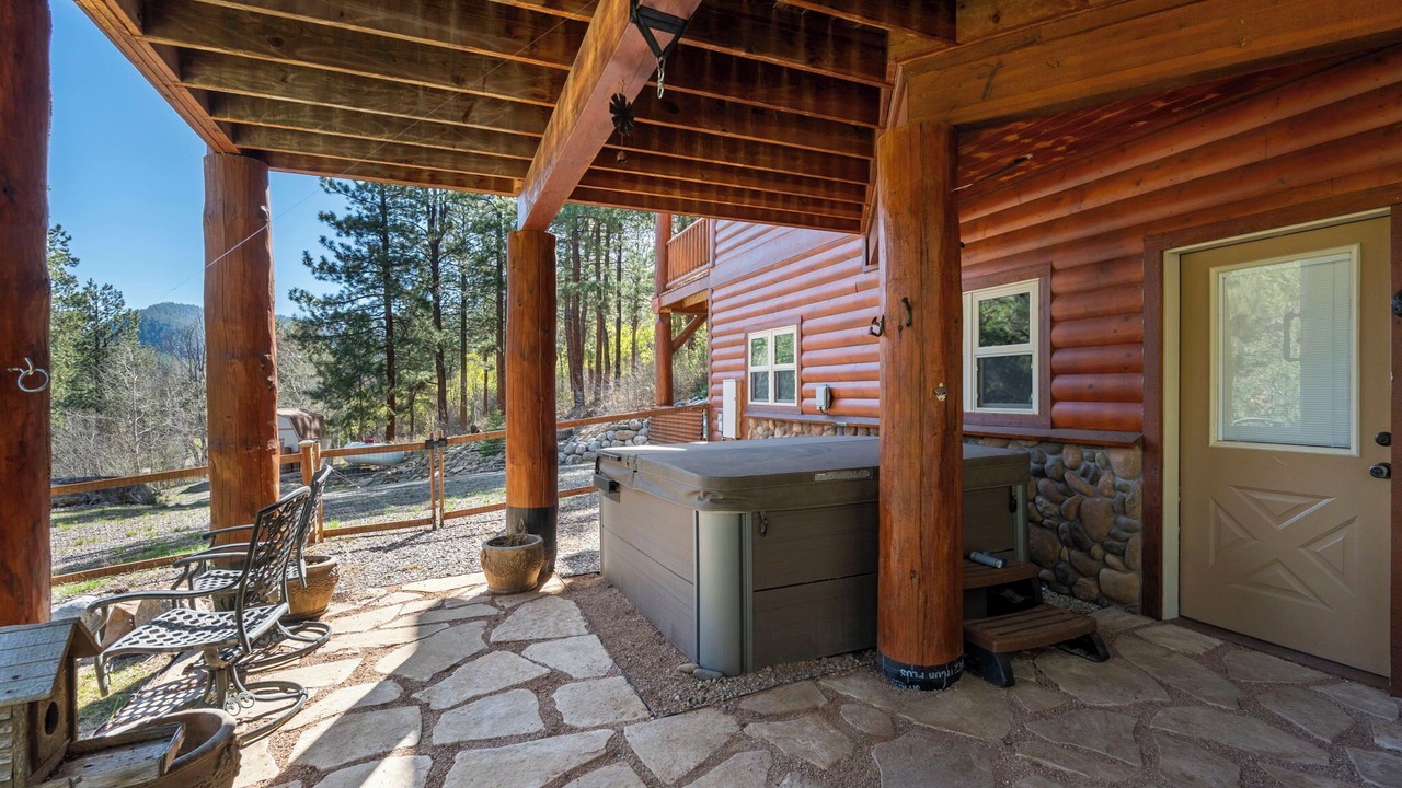 Photo of Patio Balcony in Bayfield