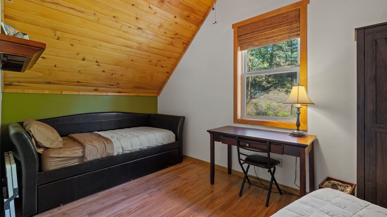 Photo of Bedroom in Bayfield