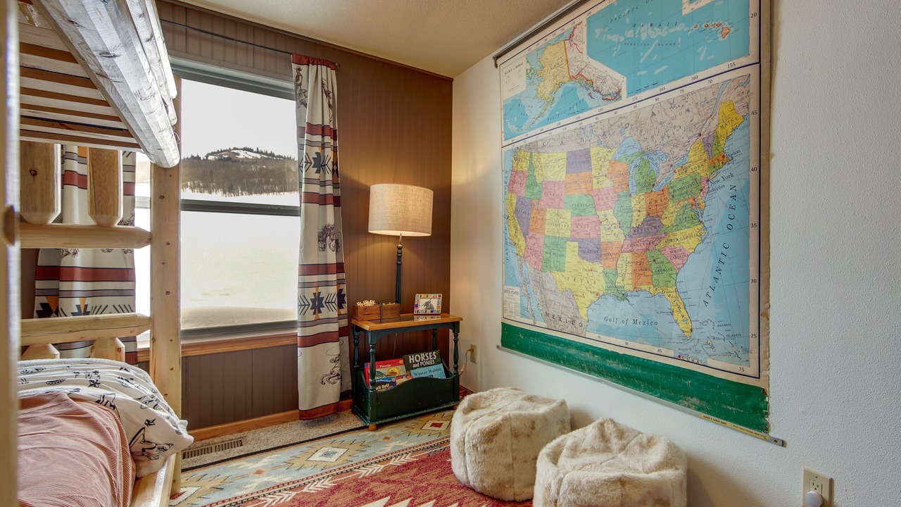 Photo of Bedroom in Lake Agnes