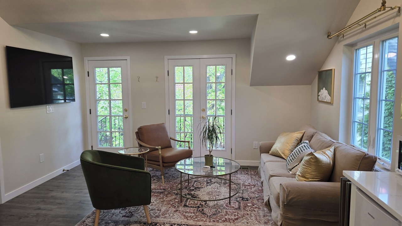 Photo of Livingroom in Montclair