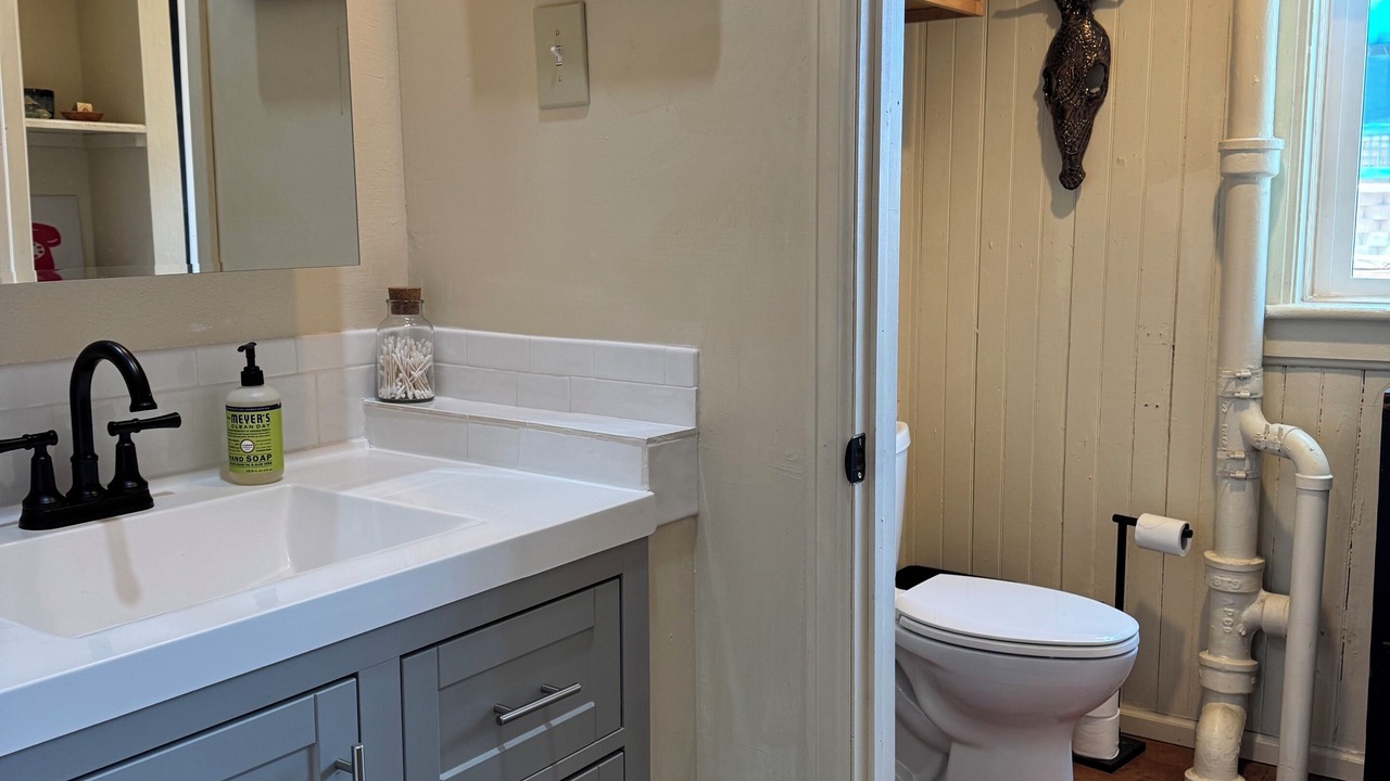 Photo of Bathroom in Canon City