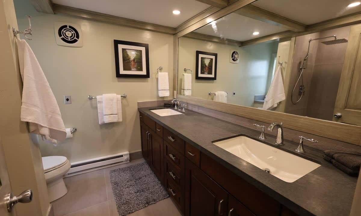 Photo of Bathroom in Missouri Heights