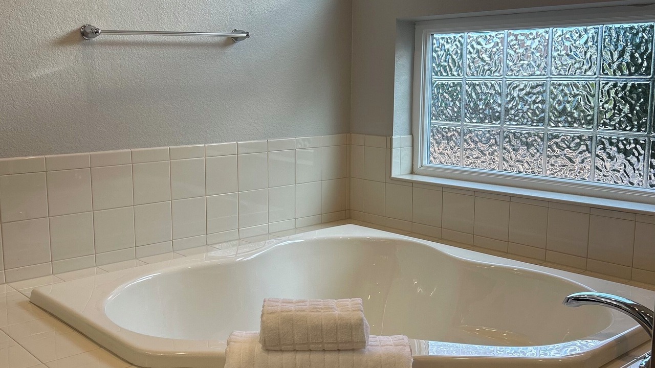 Photo of Bathroom in Peyton