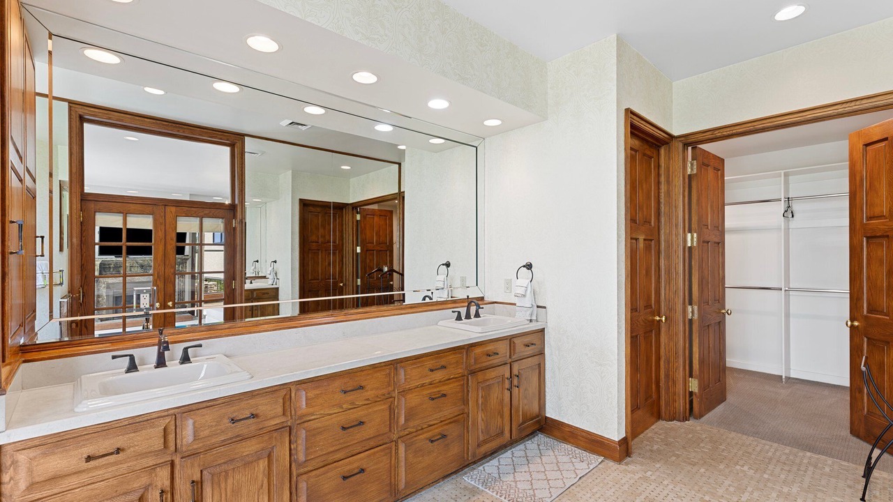 Photo of Bathroom in Broadmoor