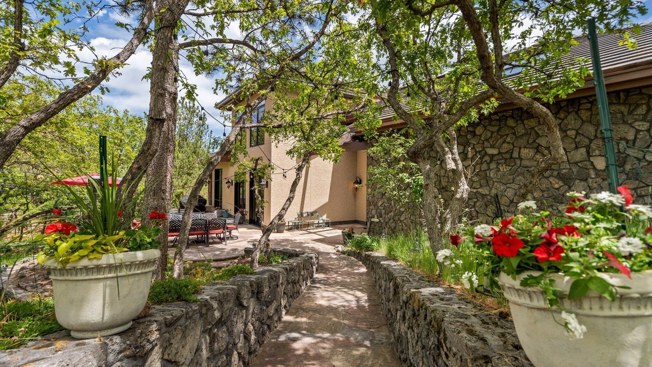 Photo of Outdoor in Broadmoor