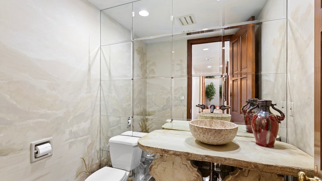 Photo of Bathroom in Broadmoor