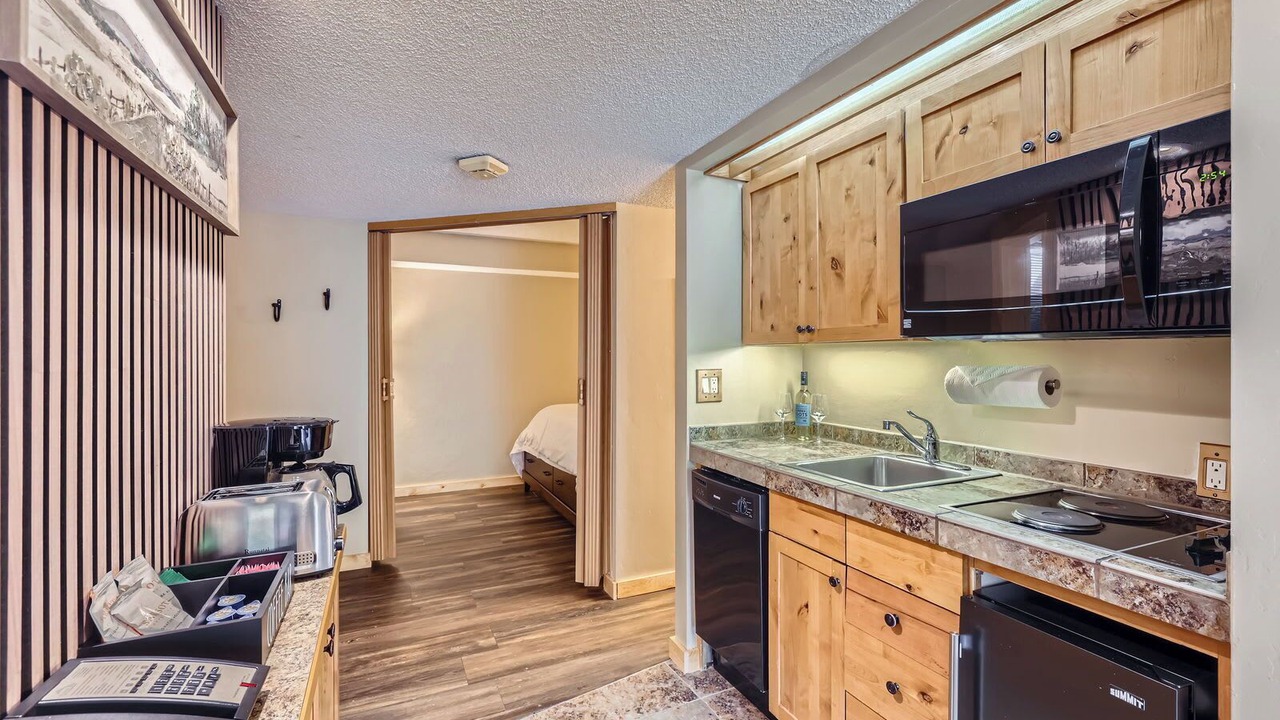 Photo of Kitchen in Peak 9