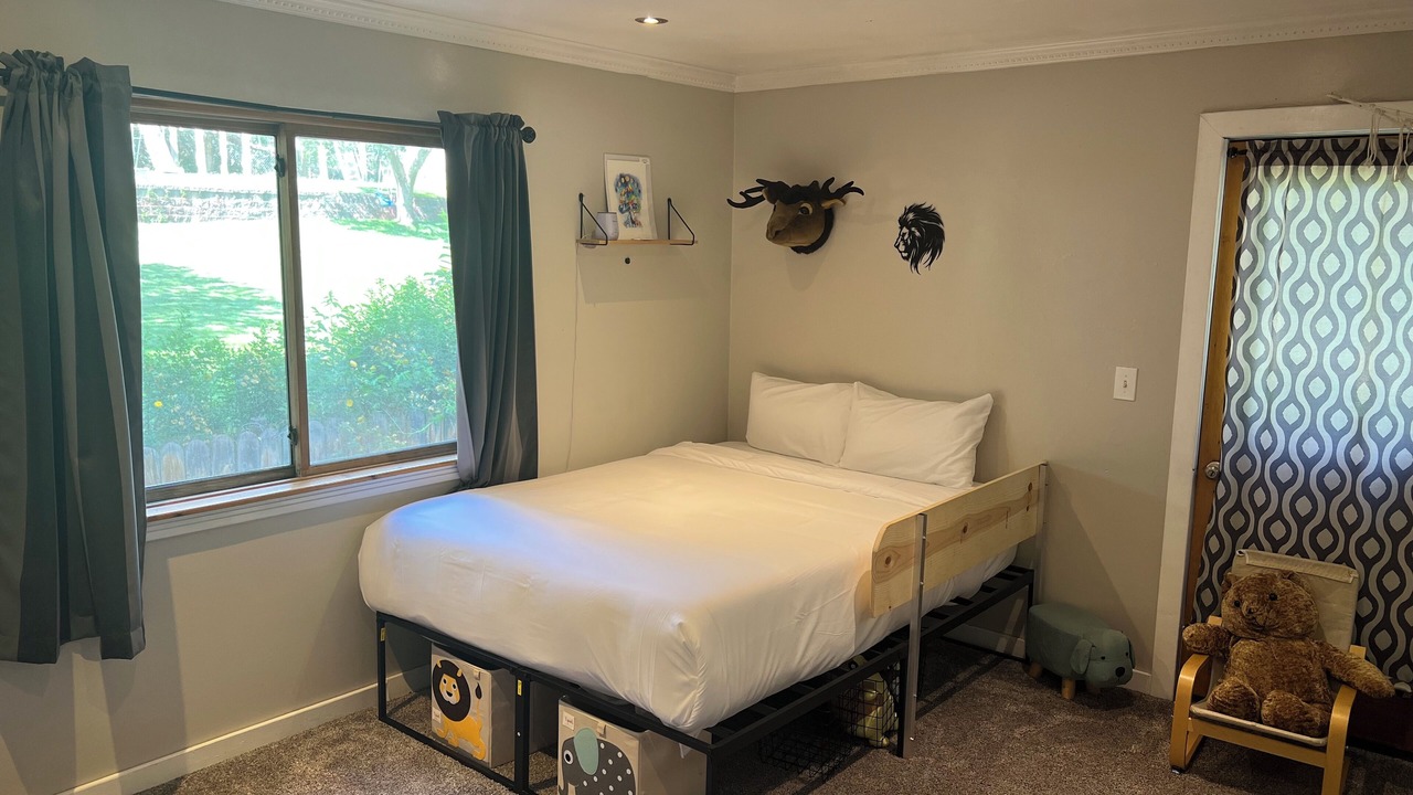 Photo of Bedroom in Glenwood Springs