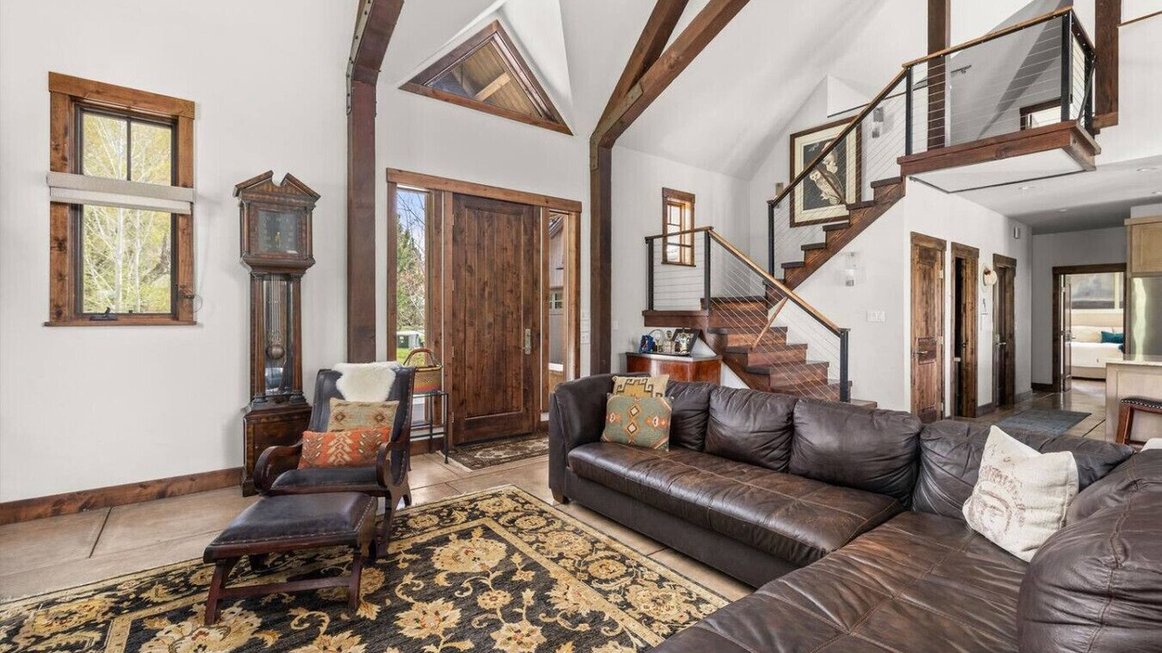 Photo of Livingroom in Carbondale