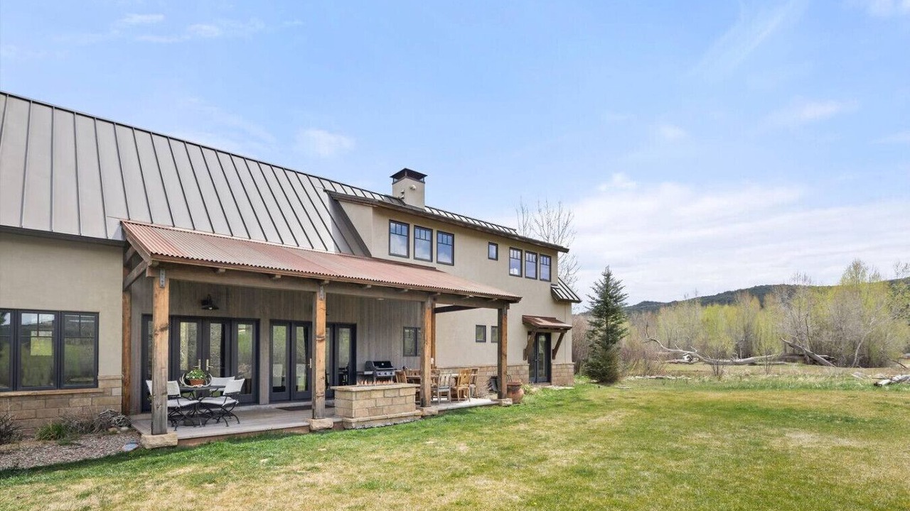 Photo of Outdoor in Carbondale