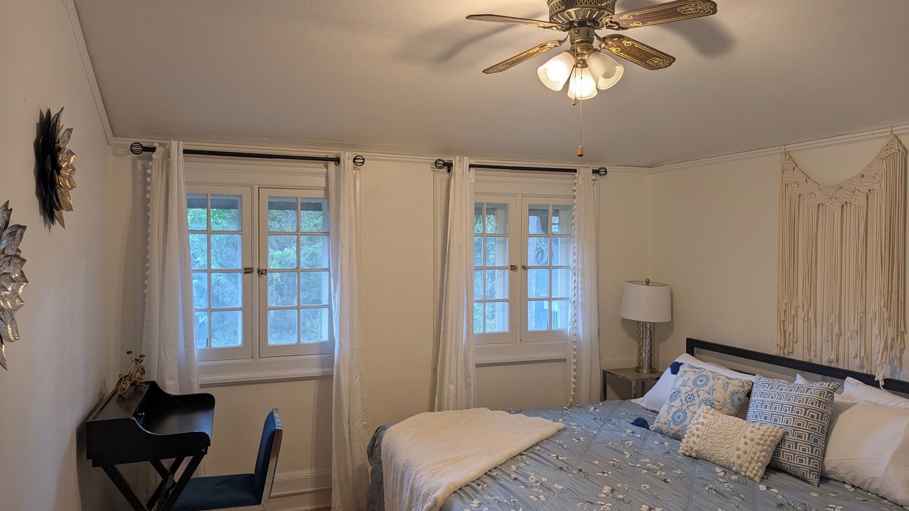 Photo of Bedroom in Old North End