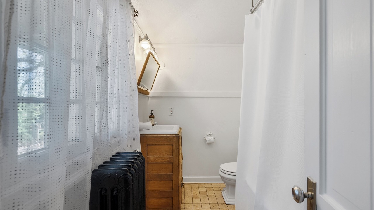 Photo of Bathroom in Old North End